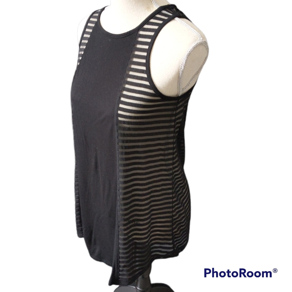5/$25 Chelsea & Theodore  Black Translucent Striped Sleeveless Shirt Small
